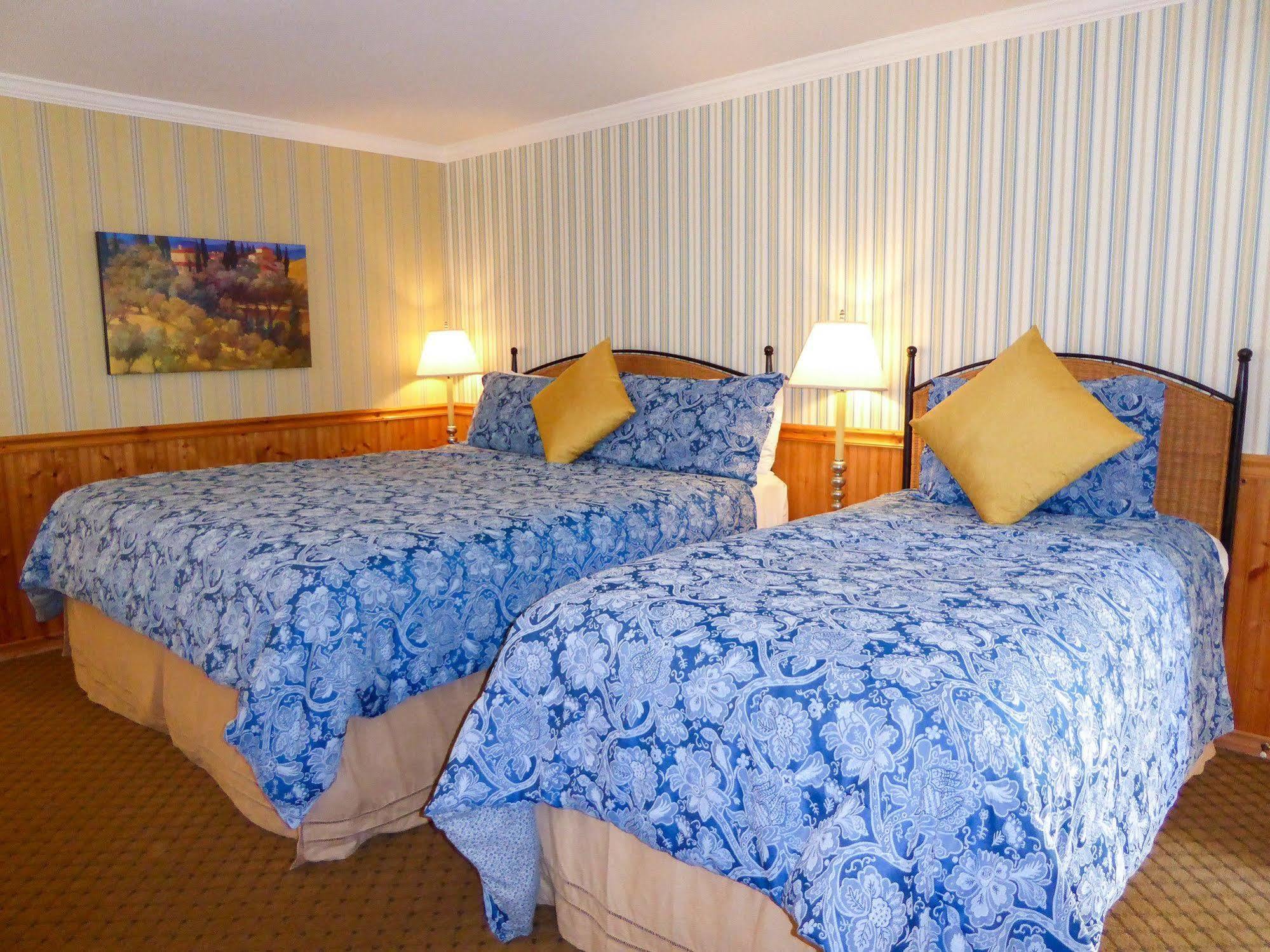 Carmel Fireplace Inn Exterior photo